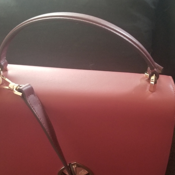 Medium Kate Spade twist lock purse - Picture 8 of 15